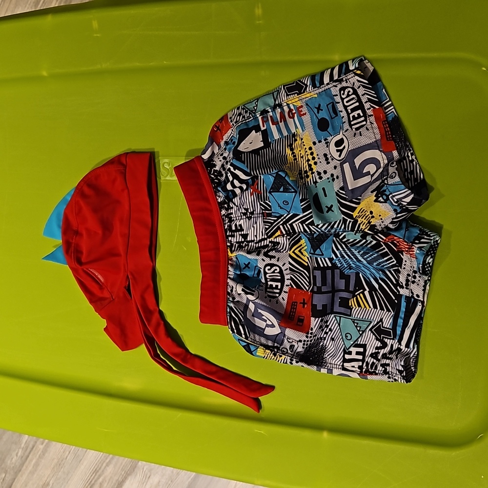 Souris Mini swimwear short size 12 months and dragon cap 6-12 months